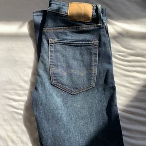 AEO Mens Athletic Jean